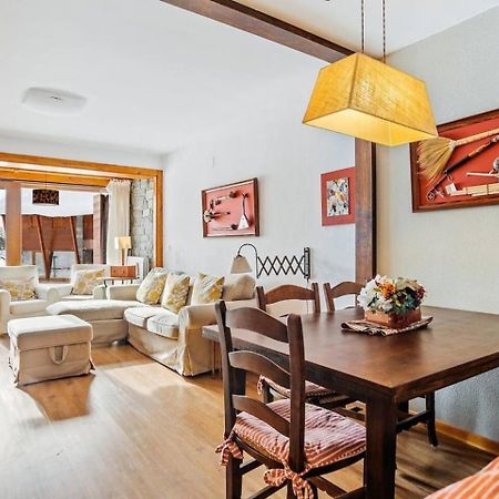 Austen Precioso Chalet En ฟอร์มีกัล ภายนอก รูปภาพ