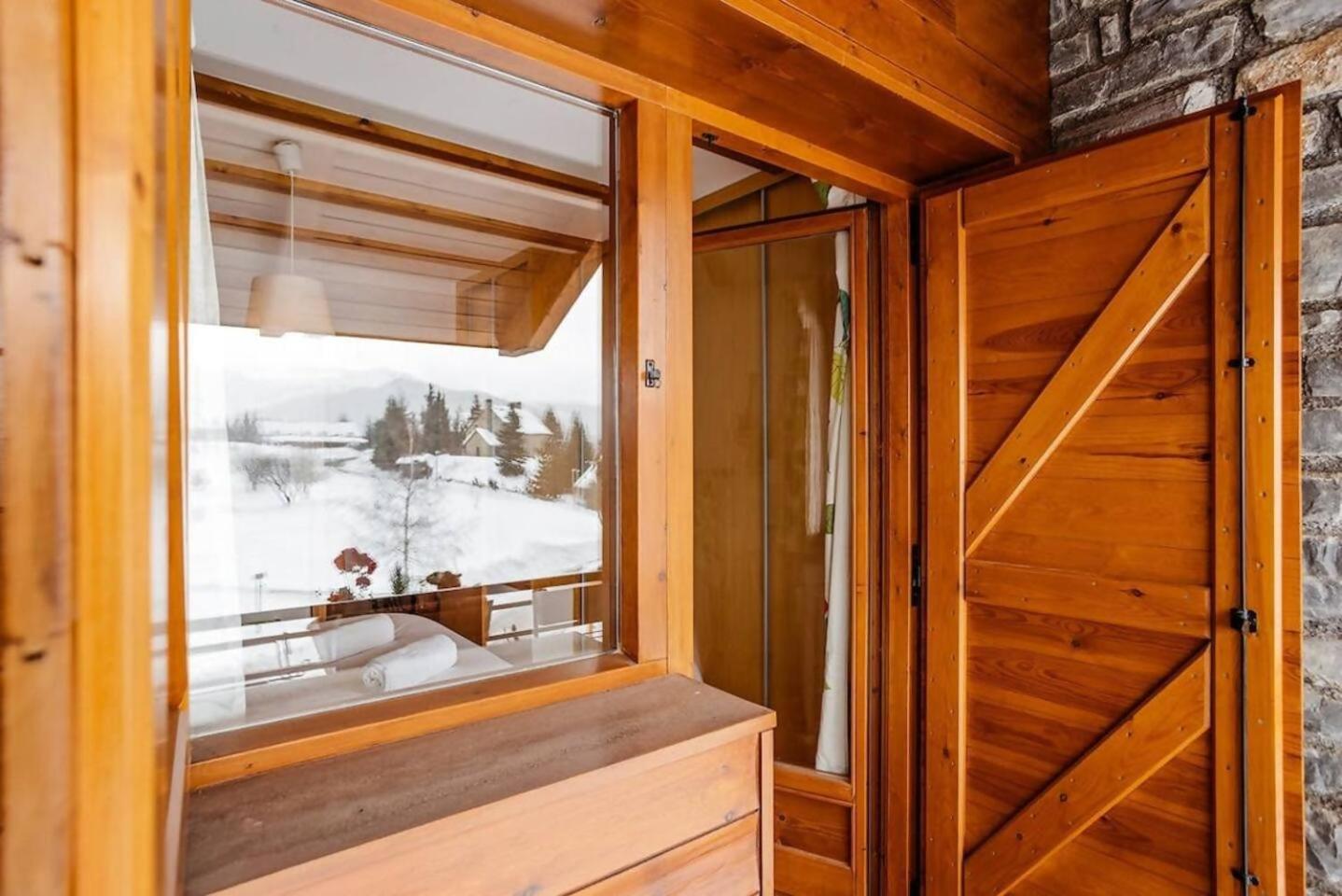 Austen Precioso Chalet En ฟอร์มีกัล ภายนอก รูปภาพ